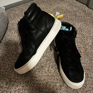 Ugg Sneakers